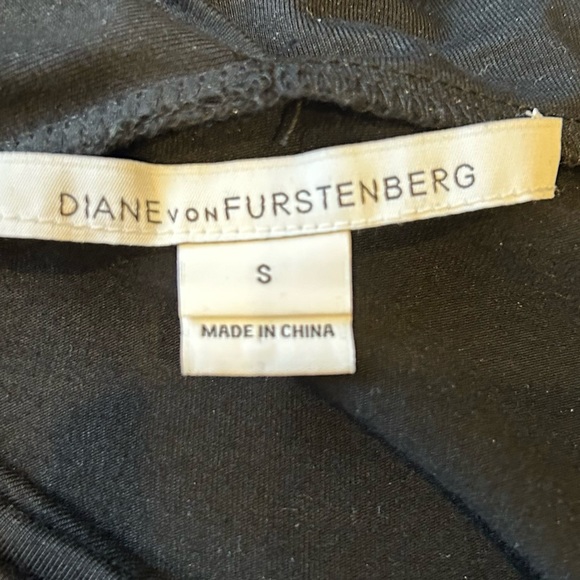 DVF’s Bentley rushed black dress - Picture 4 of 5